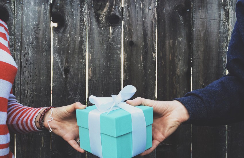 Pacchetti regalo in vista del Natale