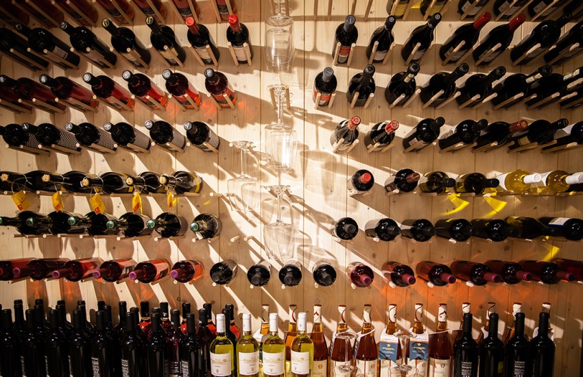 La cantina del Monun rispecchia il volto dell’Italia